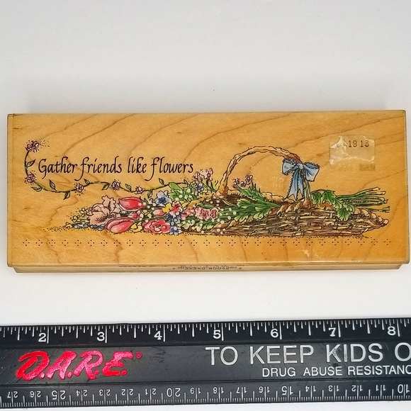 Stamps Happen Vintage "Gather Friends Like Flowers" Bouquet Wooden Rubber Stamp - Picture 1 of 3